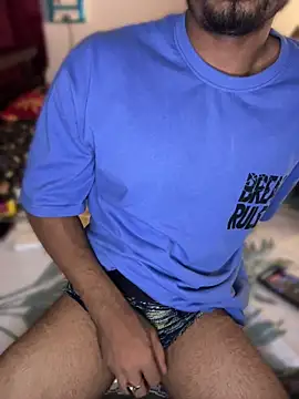 Snapshot of hot_gym_b0y chatting on May 16, 2026, 7:24 pm hot gym b0y online show from May 16, 2026, 7:24 pm