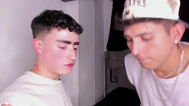 naughtysalomon   online show from March 3, 2026, 11:23 pm