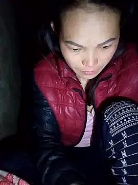 Girl cutee online show from January 12, 2026, 9:31 pm