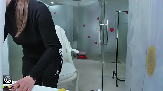 missdominna online show from March 25, 2026, 3:50 am