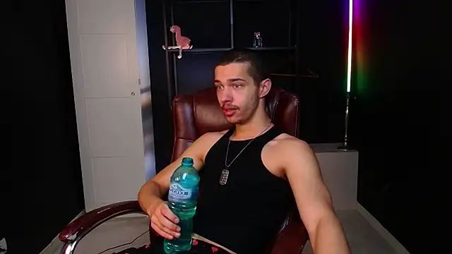 KaydenDrew online show from February 14, 2026, 5:18 am