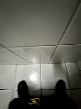 Snapshot of lucas1890 chatting on January 9, 2026, 8:32 am lucas1890 online show from January 9, 2026, 8:32 am