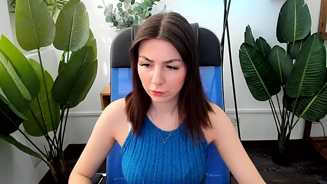 Snapshot of DiRosie chatting on May 19, 2026, 4:19 am DiRosie online show from May 19, 2026, 4:19 am