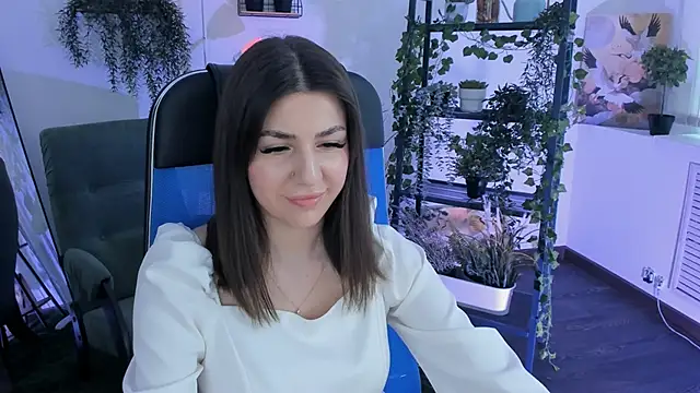 Snapshot of DiRosie chatting on May 7, 2026, 1:25 pm DiRosie online show from May 7, 2026, 1:25 pm