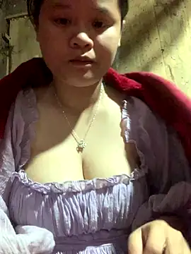 Thanhhuyen001 online show from December 17, 2025, 2:27 am