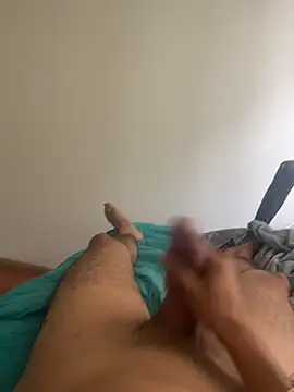 Snapshot of HotWhisper22 chatting on January 5, 2026, 5:49 pm HotWhisper22 online show from January 5, 2026, 5:49 pm