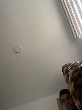 HotWhisper22 online show from April 17, 2026, 12:08 pm