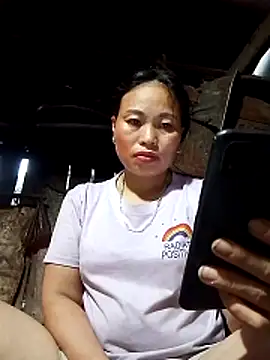 Maikha08 online show from April 3, 2026, 11:11 pm