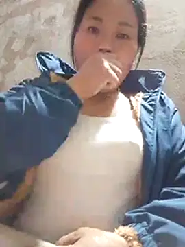 Maikha08 online show from February 24, 2026, 9:59 pm