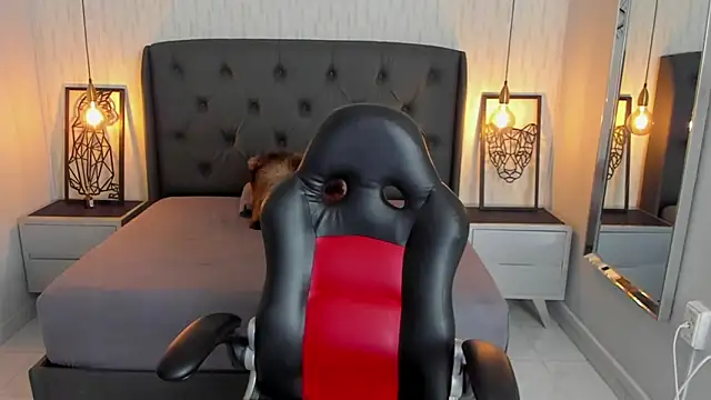 Snapshot of angelinemore chatting on January 14, 2026, 7:28 pm angelinemore online show from January 14, 2026, 7:28 pm