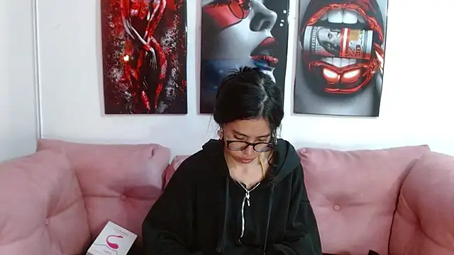 miamooncs online show from January 13, 2026, 1:37 pm