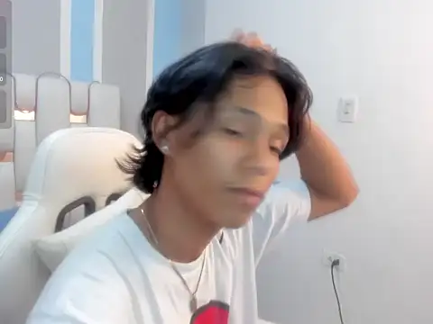 AndyKings 1 online show from January 13, 2026, 3:43 am