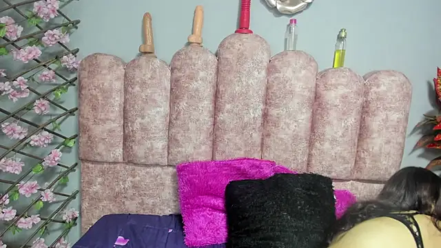 Snapshot of cloyks chatting on February 13, 2026, 3:28 am cloyks online show from February 13, 2026, 3:28 am