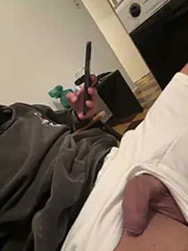 Satanas0110 online show from April 12, 2026, 4:49 am