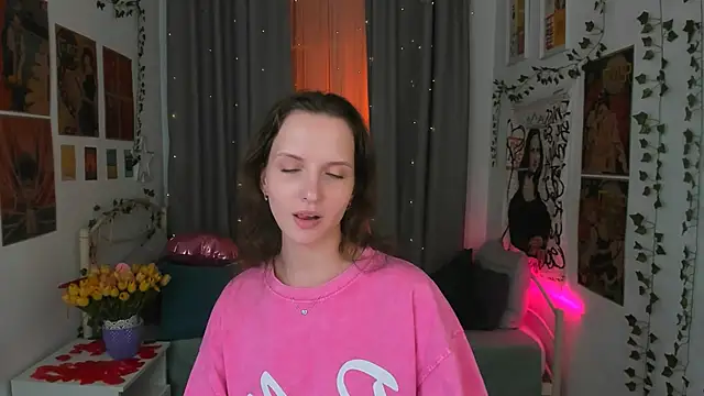 Ariadna Shy online show from February 16, 2025, 4:53 am