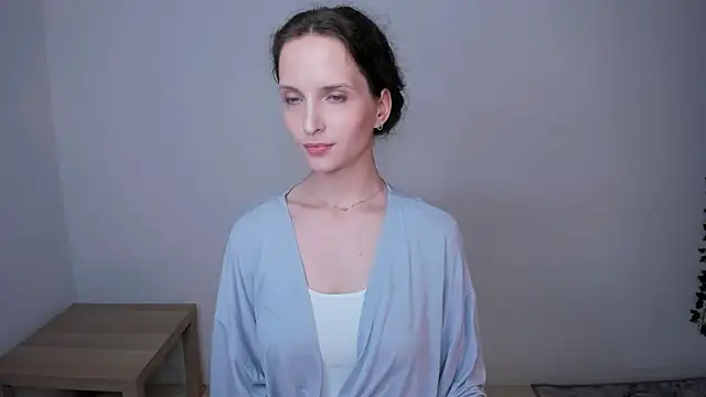 Snapshot of Ariadna_Shy chatting on June 13, 2026, 10:19 pm Ariadna Shy online show from June 13, 2026, 10:19 pm