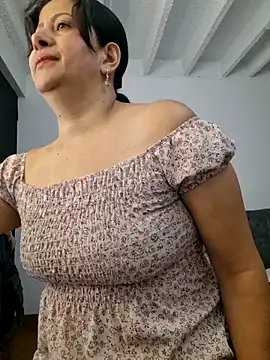 christy ant online show from April 11, 2026, 5:49 pm