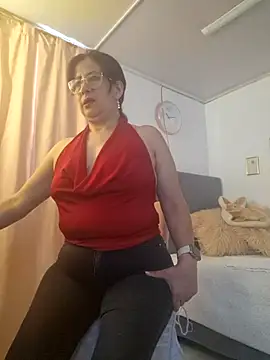 Snapshot of christy_ant chatting on June 19, 2026, 7:41 pm christy ant online show from June 19, 2026, 7:41 pm