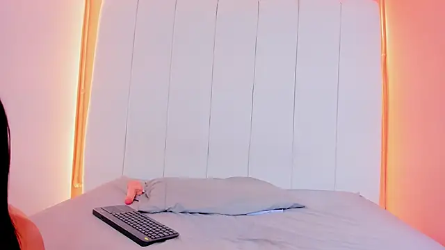 Sunny OS online show from April 1, 2026, 8:28 pm