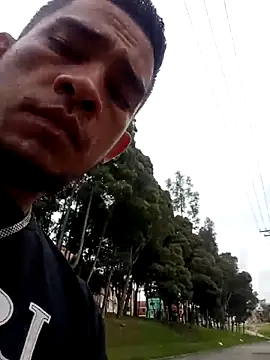 Gloryholeroom online show from April 15, 2026, 7:07 pm