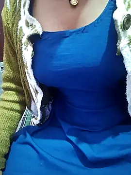 Snapshot of Tanya_mital12 chatting on January 8, 2026, 5:02 am Tanya mital12 online show from January 8, 2026, 5:02 am