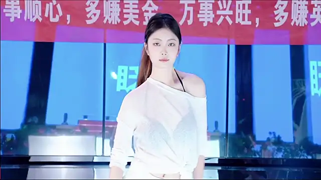 Snapshot of yueyutu888 chatting on January 10, 2026, 10:21 am yueyutu888 online show from January 10, 2026, 10:21 am