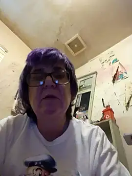 becky1111 online show from June 20, 2026, 10:26 pm