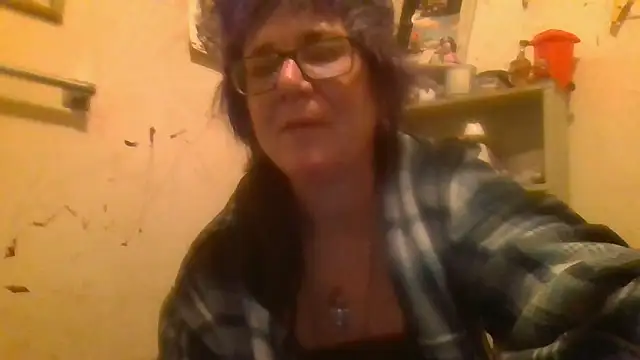 becky1111 online show from June 17, 2026, 7:30 am