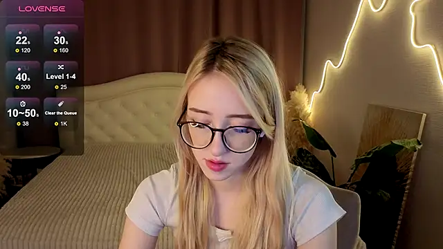 anora baby online show from December 23, 2025, 7:29 am