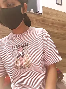 Snapshot of kinsu4763 chatting on April 2, 2026, 4:57 pm kinsu4763 online show from April 2, 2026, 4:57 pm