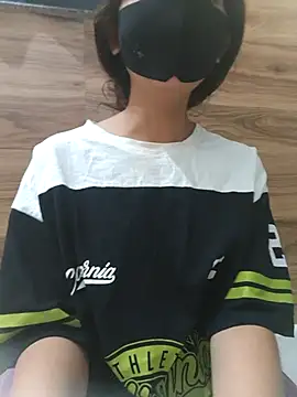 Snapshot of kinsu4763 chatting on April 9, 2026, 7:58 am kinsu4763 online show from April 9, 2026, 7:58 am