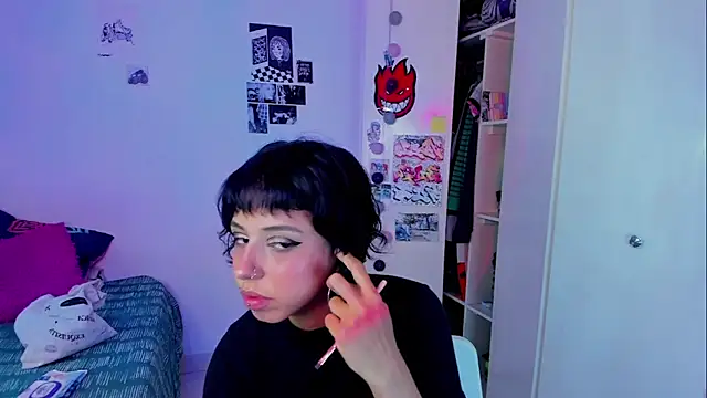 harakitty  online show from March 27, 2026, 7:26 pm