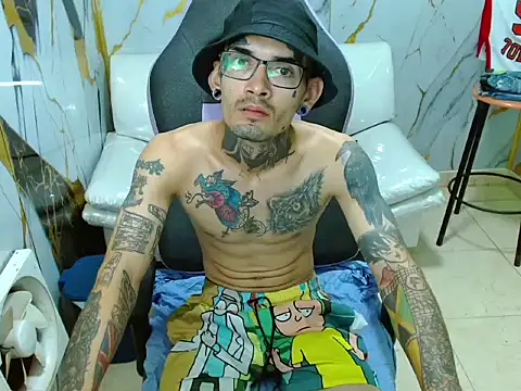 Boy tatto77 online show from March 21, 2026, 12:20 pm