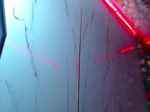 Boy tatto77 online show from April 23, 2026, 12:22 pm