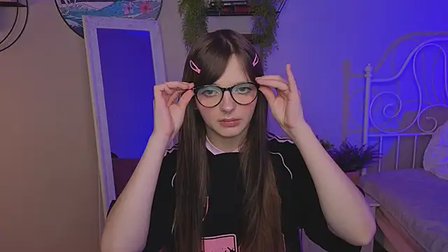 LetoriaNotley online show from January 15, 2026, 8:23 pm