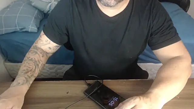 drlluis online show from February 17, 2026, 6:05 pm