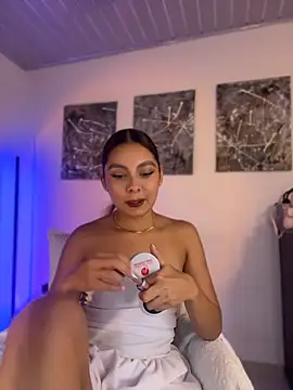Nicollewest1 online show from July 9, 2026, 12:55 am