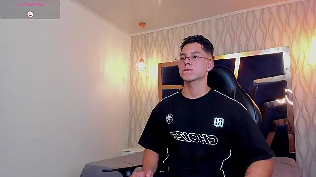 Noah Clarkk online show from March 20, 2026, 5:36 pm