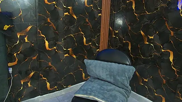 Snapshot of davilap_toyboy chatting on January 12, 2026, 11:39 am davilap toyboy online show from January 12, 2026, 11:39 am