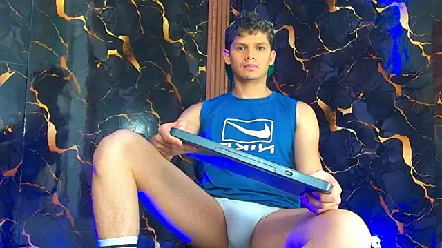 Snapshot of davilap_toyboy chatting on January 9, 2026, 12:12 pm davilap toyboy online show from January 9, 2026, 12:12 pm