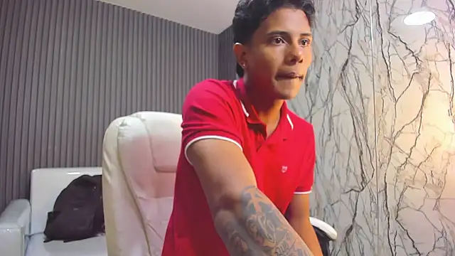 Snapshot of andrew_myersx chatting on January 8, 2026, 1:33 am andrew myersx online show from January 8, 2026, 1:33 am