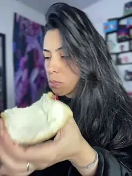 Sky Girl LS online show from March 18, 2026, 2:26 am