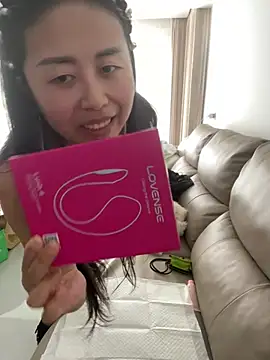 zzdd999 online show from April 18, 2026, 12:13 am