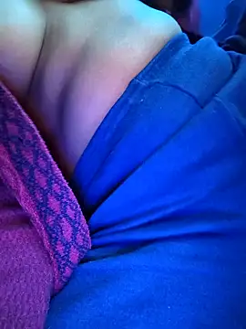 QWEEN7B online show from January 7, 2026, 11:48 am