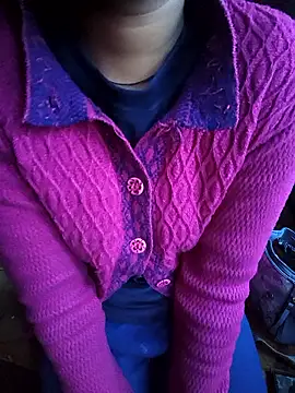 QWEEN7B online show from January 8, 2026, 3:01 am