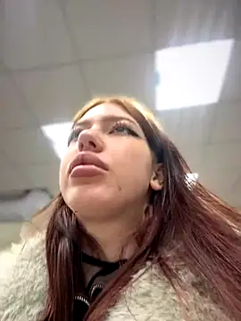 JeanGraay online show from December 22, 2025, 1:55 pm