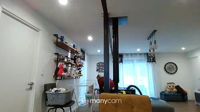 Miss-Chupagirly online show from February 13, 2026, 7:52 am