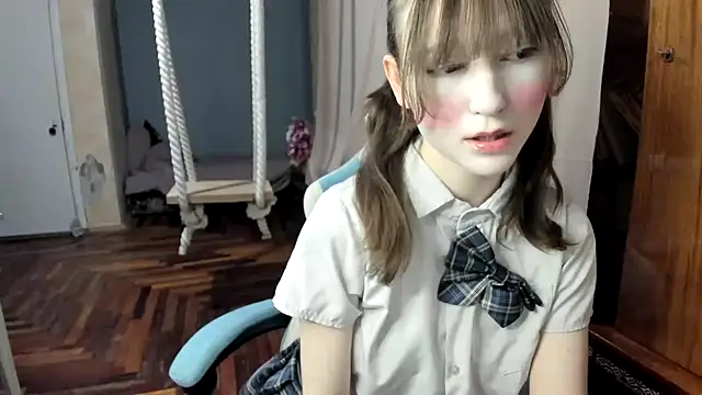 Yoonhee ki online show from January 18, 2026, 8:45 pm