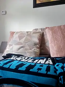 ceedevon13 online show from February 25, 2026, 3:45 pm