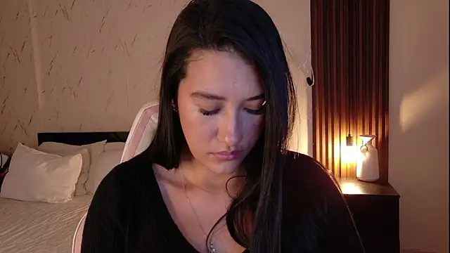 Snapshot of Alannadumont_ chatting on January 14, 2026, 8:12 pm Alannadumont online show from January 14, 2026, 8:12 pm